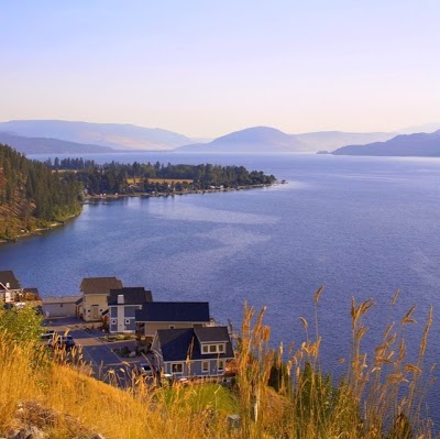 LACASA LAKESIDE COTTAGE RESORT, South Fintry, Canada
