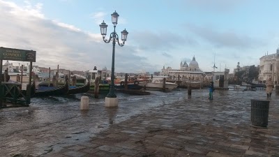 Albergo Commercio e Pellegrino, Venice, Italy