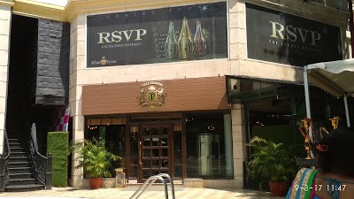 Hotel The Royal Plaza, New Delhi, India