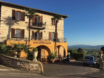 Windsor Savoia, Assisi, Italy
