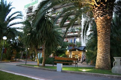 Rond, Bari, Italy