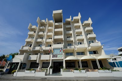 Hotel Life, Rimini, Italy