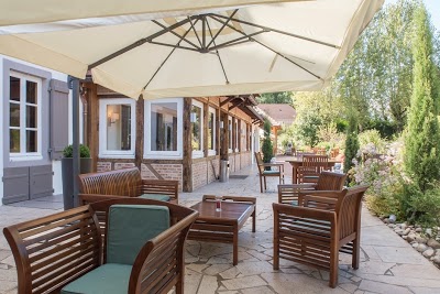 Hostellerie Bourguignonne Chateaux Et Hotels Collection, Verdun-sur-le-Doubs, France