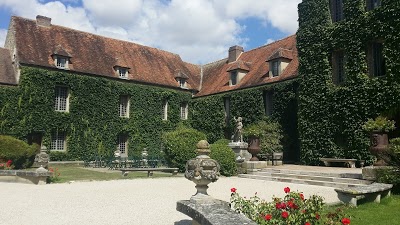 Chateau de Villiers-le-Mahieu, Villiers-le-Mahieu, France