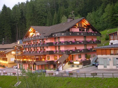 Luna Wellness Hotel, Dimaro, Italy