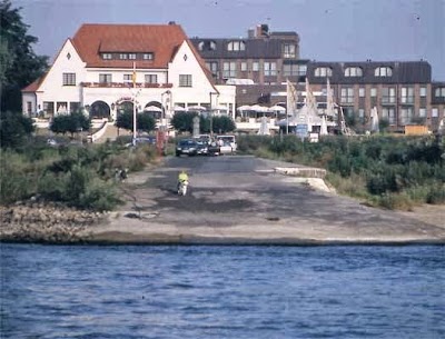 Ringhotel Rheinhotel Vier Jahreszeiten, Meerbusch, Germany