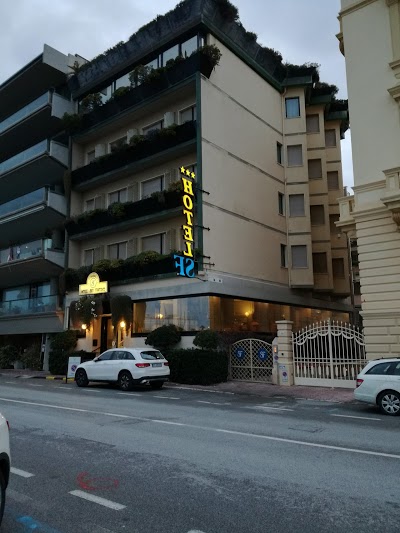 San Francisco, Viareggio, Italy