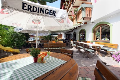 Sport und Familienhotel Klausen, Kirchberg in Tirol, Austria