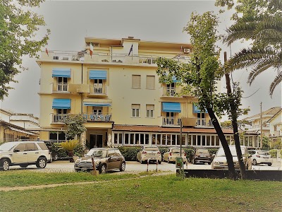 Daisy, Massa, Italy