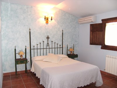 Chozos de Tejea, Candeleda, Spain
