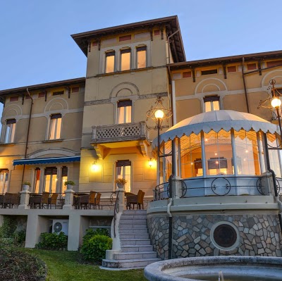 Villa Maria Apartments, Desenzano Del Garda, Italy