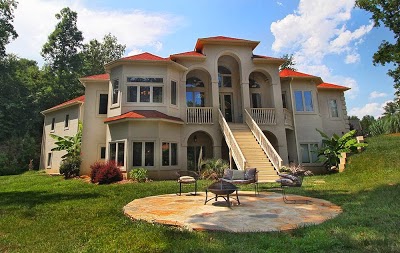 The Villa At Waters Edge, Belmont, United States of America