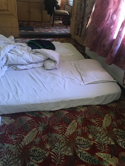 Grand Mumtaz Cottage, Gulmarg, India