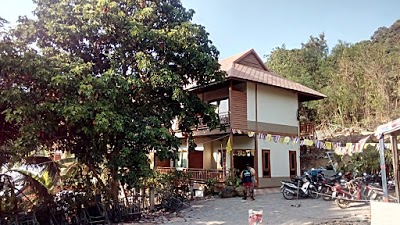 Phuttachot Resort Phi Phi, Ko Phi Phi, Thailand