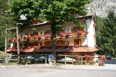 Hotel Garni Lago Nembia, San Lorenzo In Banale, Italy