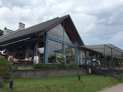 Apvalaus Stalo Klubas, Trakai, Lithuania