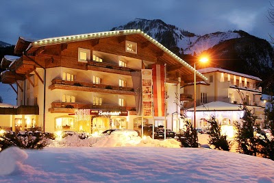 Alpen-Wellnesshotel Barbarahof, Kaprun, Austria