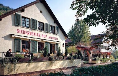 Landhotel Niederthaeler Hof, Schlossboeckelheim, Germany