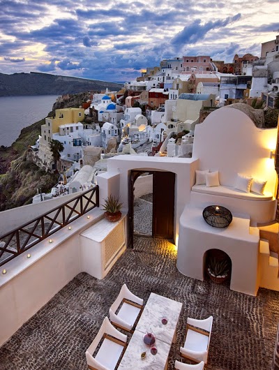 1864 The Sea Captain's House, Santorini, Greece