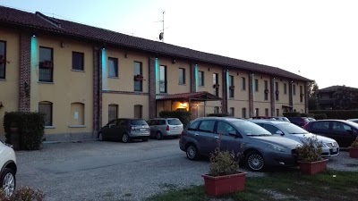 Cascina Marisa Hotel, Opera, Italy