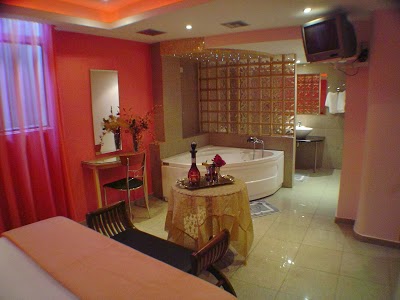 Niki Hotel, Piraeus, Greece