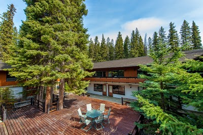 Bumpers Inn LTD, Banff, Canada