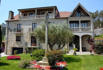 Casa Antiga do Monte, Dodro, Spain