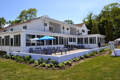 LAKESIDE INN RESORT, WHITEHALL, United States of America