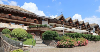 Park Hotel Bellacosta, Cavalese, Italy