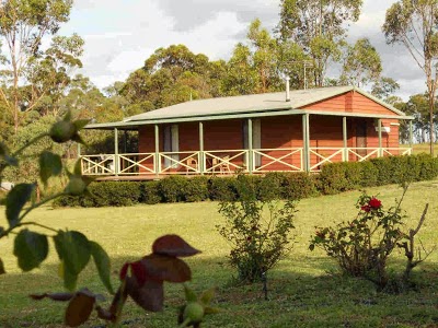 Twin Trees Country Cottages, Pokolbin, Australia